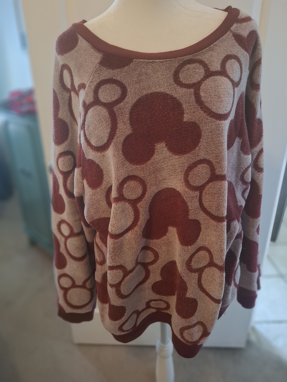 Disney Women's Burgundy Fleece Lounge/Pajama Set